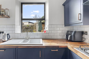 Photo 23- click for photo gallery